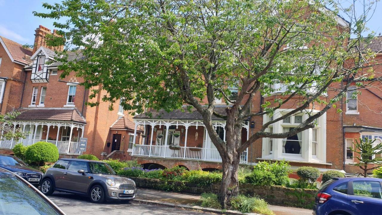Beautiful Garden Apartment In Leafy St Leonards 5 Mins To Beach מראה חיצוני תמונה