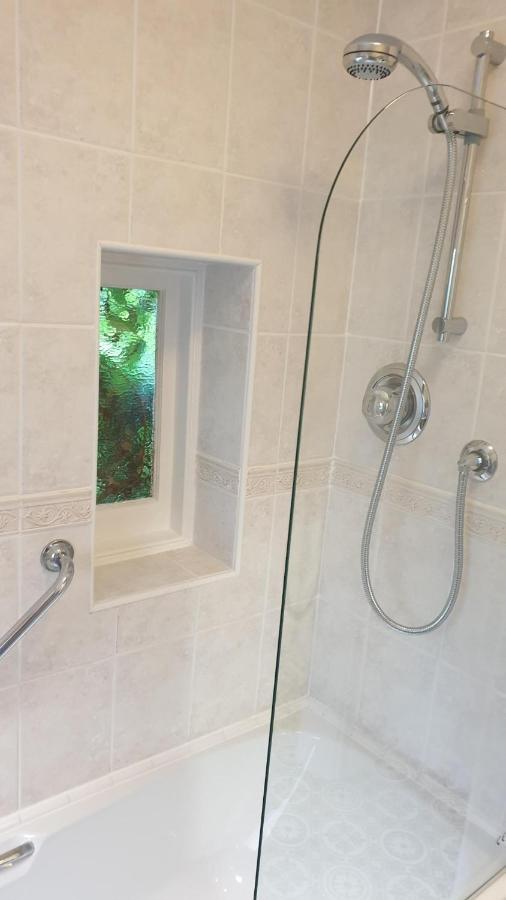 Beautiful Garden Apartment In Leafy St Leonards 5 Mins To Beach מראה חיצוני תמונה